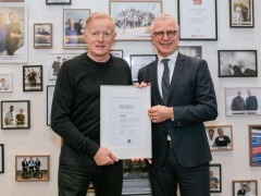 眼科界奥斯卡“蔡司奖”今日揭晓，德视佳不负众望实现五连冠！