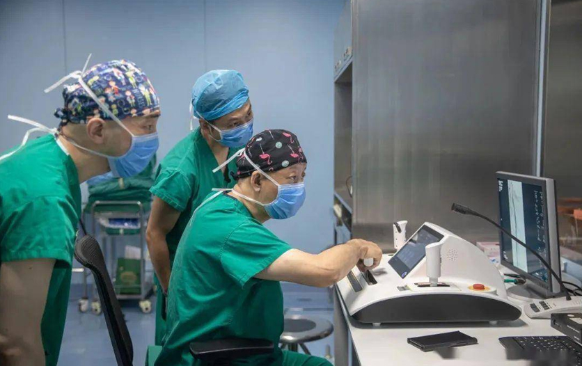 上新了协和 | 血管外科成功实施机器人辅助外周血管腔内介入手术