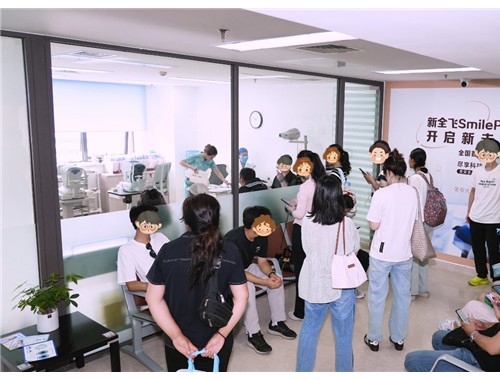 直击北京茗视光眼科暑期摘镜现场：日均手术100+台，忙而有序